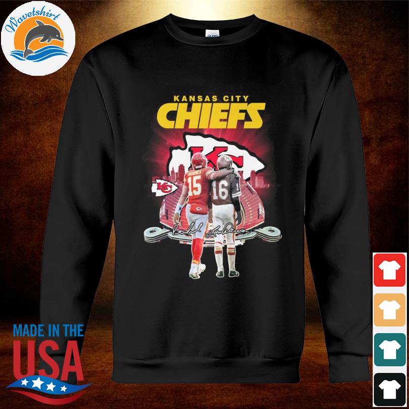 Official kansas City Chiefs Patrick Mahomes and Len Dawson signatures  shirt, hoodie, longsleeve, sweatshirt, v-neck tee